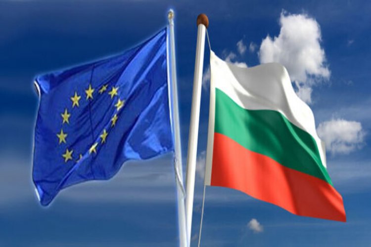 Bulgária nem támogatja a közös lőszer szállítást