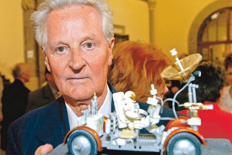 The Hungarian designer of the lunar rover has died